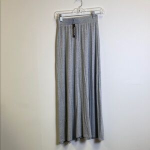 Lock & Love Extra Women’s Small Elegant Gray Maxi Skirt